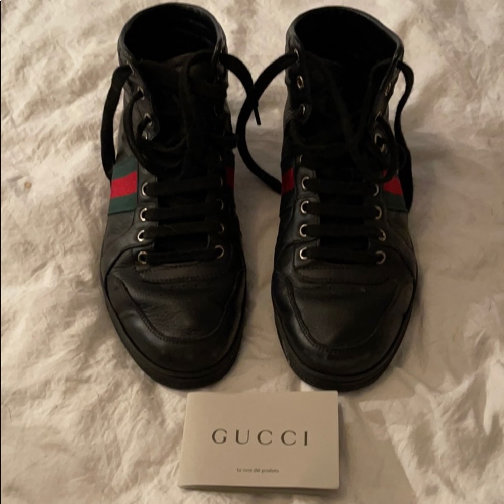 Men’s/woman’s Gucci sneakers